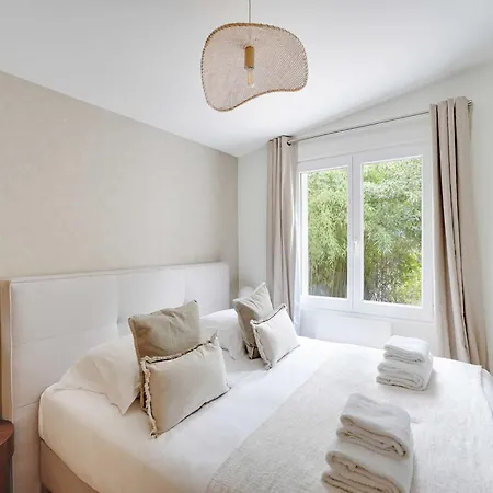 Charming House -2br-4p- * 이브리쉬르센